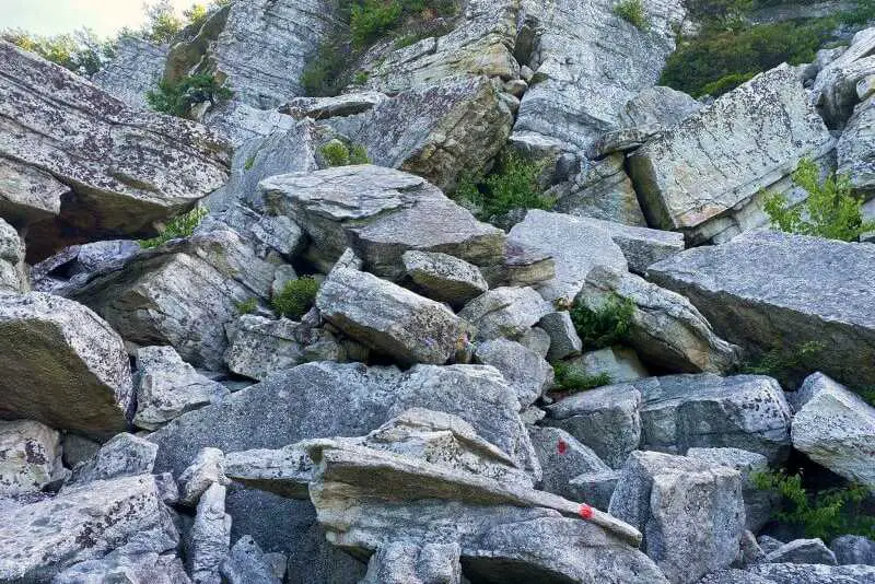 Bonticou-Crag-rock-scramble