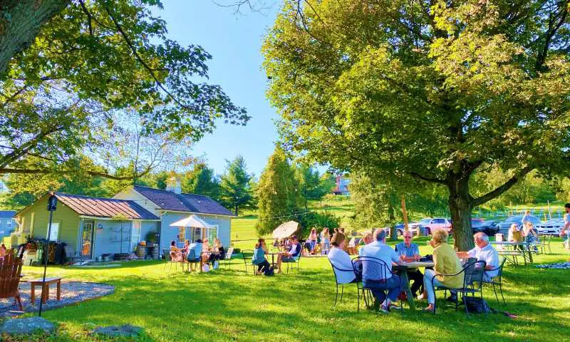 Hudson Chatham Winery OUTSIDE